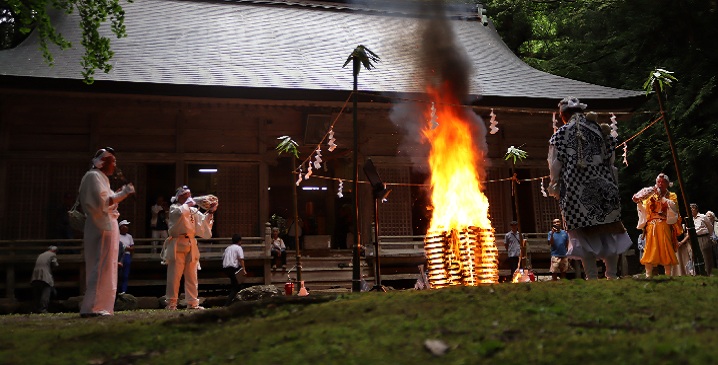 石動山開山祭（7月7日）