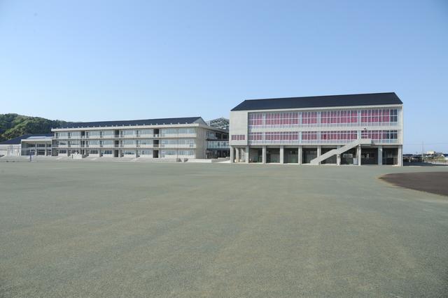 中能登町立中能登中学校の写真